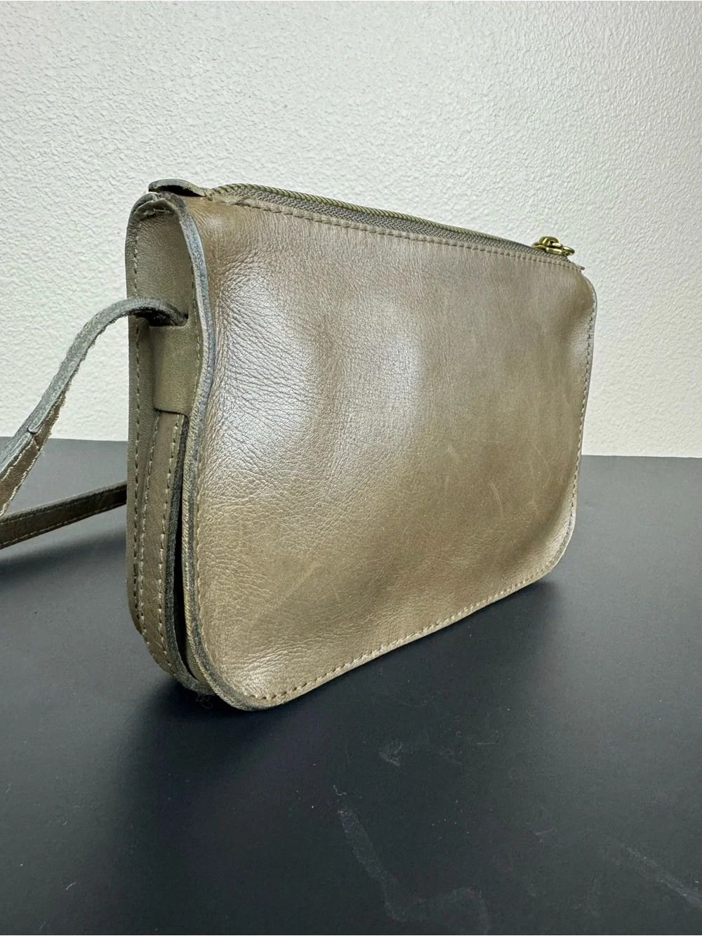 Madewell Genuine Leather Crossbody Bag in Olive Brown A